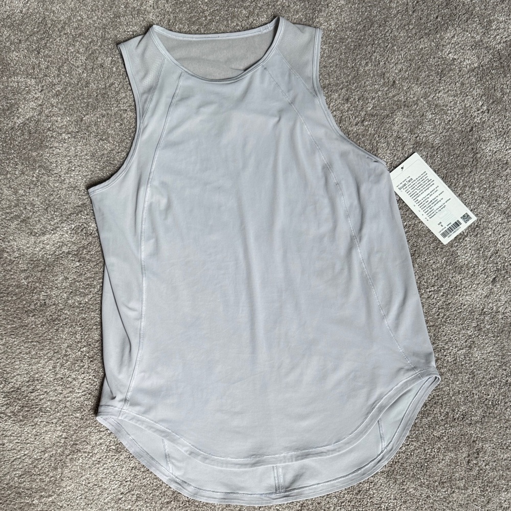 Lululemon sculpture tank top size 6 grey silver